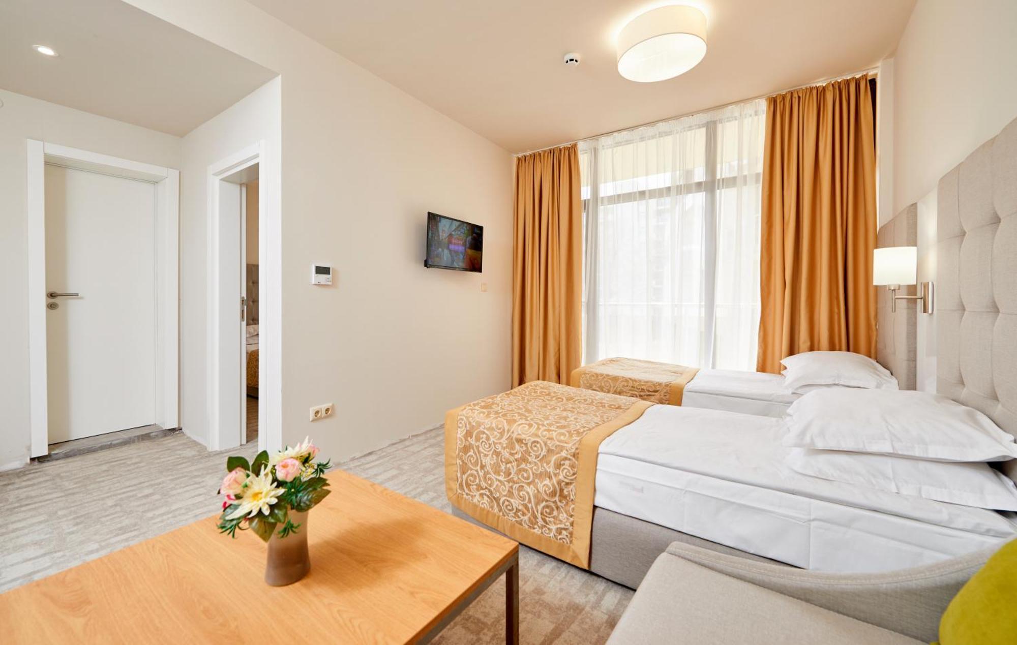 Laguna Park & Aqua Club 4*